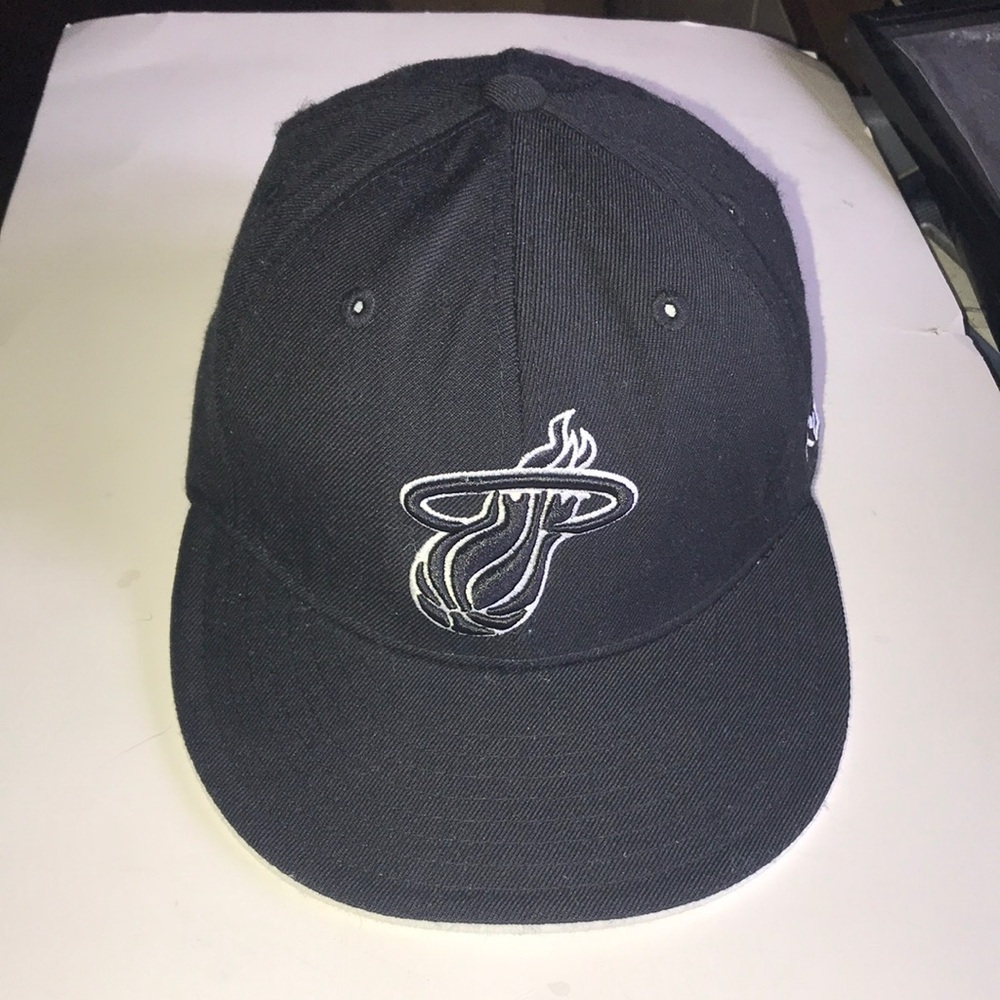 Men’s Wool Miami Heat Fitted Cap